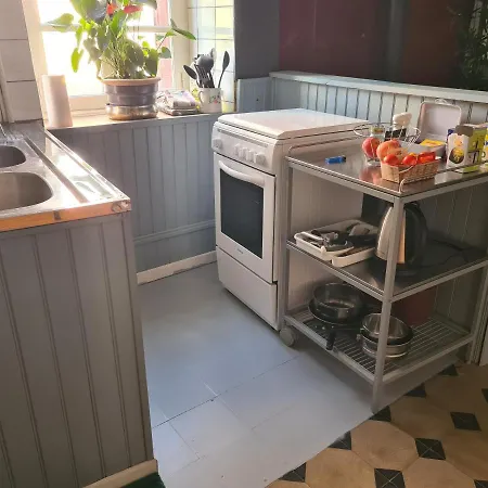 Apartmán Andersson, Fa