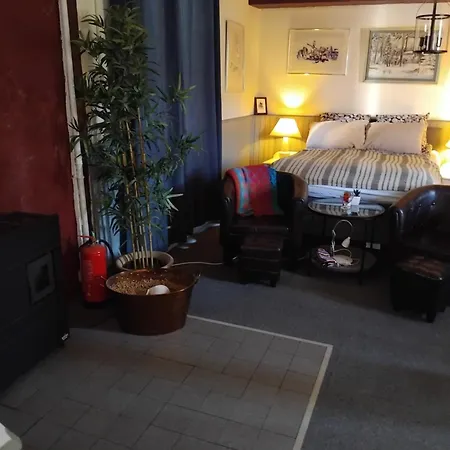 Andersson, Fa Apartmán